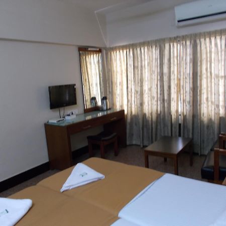 Biju'S Tourist Home Kochi Екстериор снимка